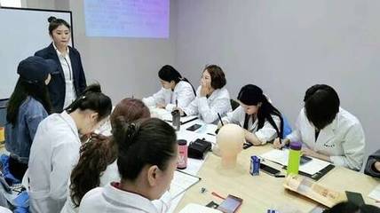 微整培訓(xùn)學(xué)校口碑靠譜的微整學(xué)校是哪家?