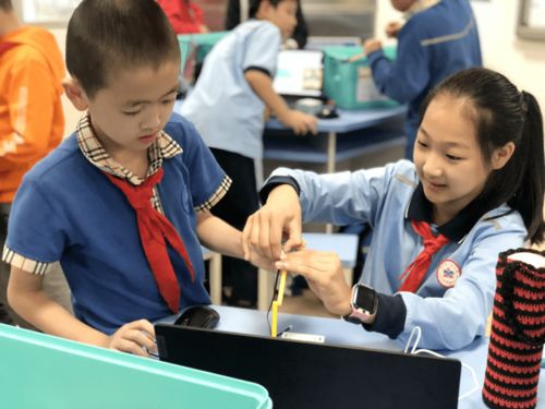廈門教育年度答卷報道七 加快推進教育信息化 提升教育服務水平