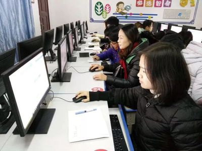 明德小學開展教育資源公共服務平臺培訓活動